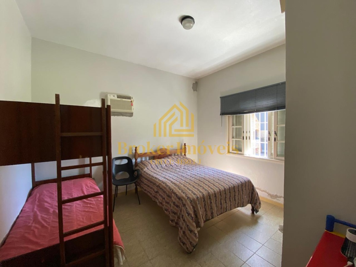 Charmosa casa térrea em localização privilegiada no indaiá, 