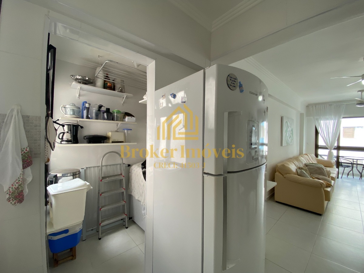 Apartamento com vista para o mar, condomínio pé na Areia Hawai Vivendas na Martim de Sá