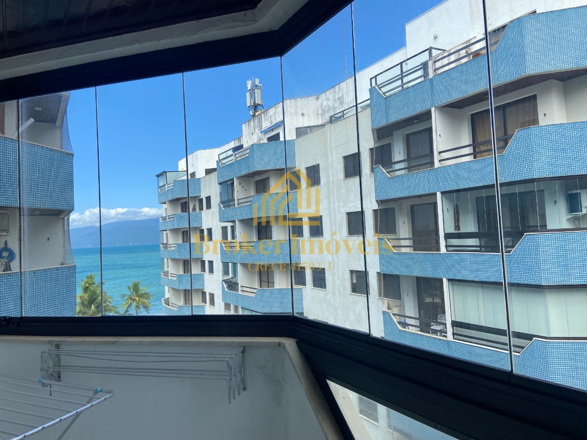 Apartamento com vista para o mar, condomínio pé na Areia Hawai Vivendas na Martim de Sá