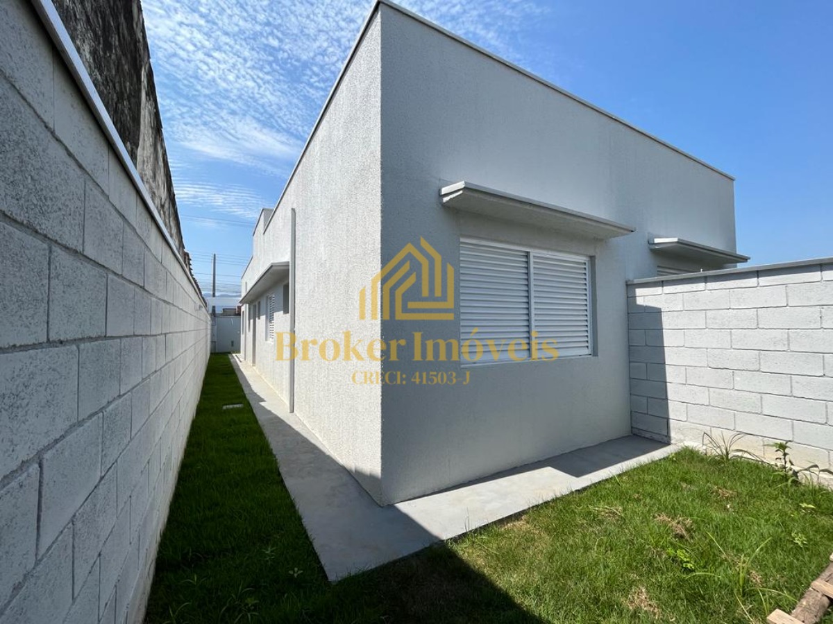 Sua casa nova espera por você! - bairro golfinhos
