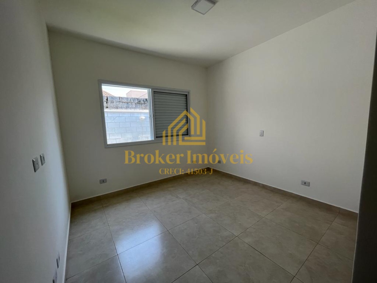 Sua casa nova espera por você! - bairro golfinhos