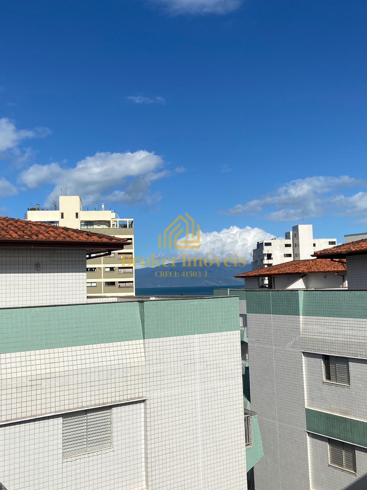 Cobertura no Residencial Park Centro de Caraguatatuba á 200 metros da Praia