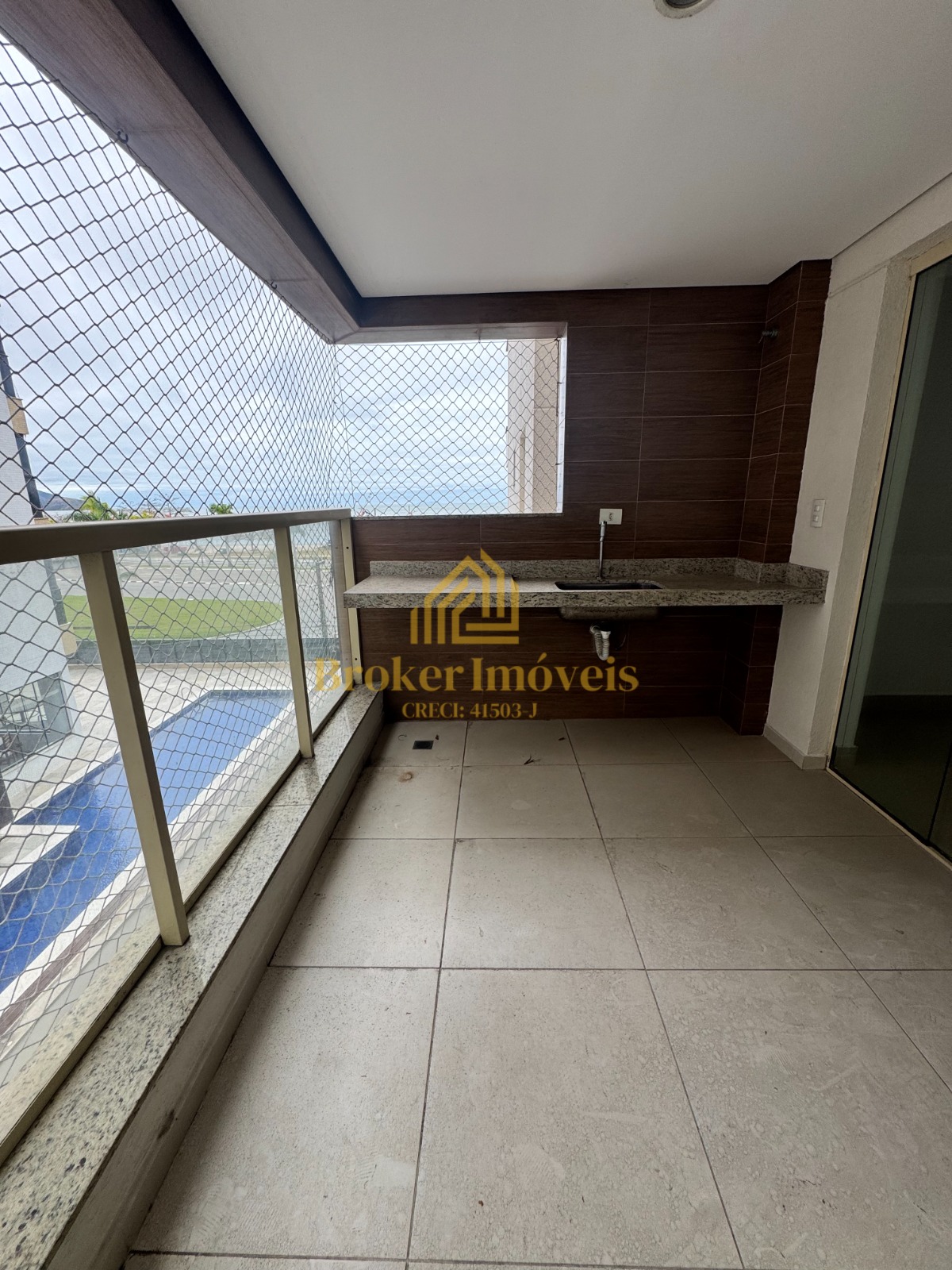 Apartamento no condomínio residencial prime view vista later