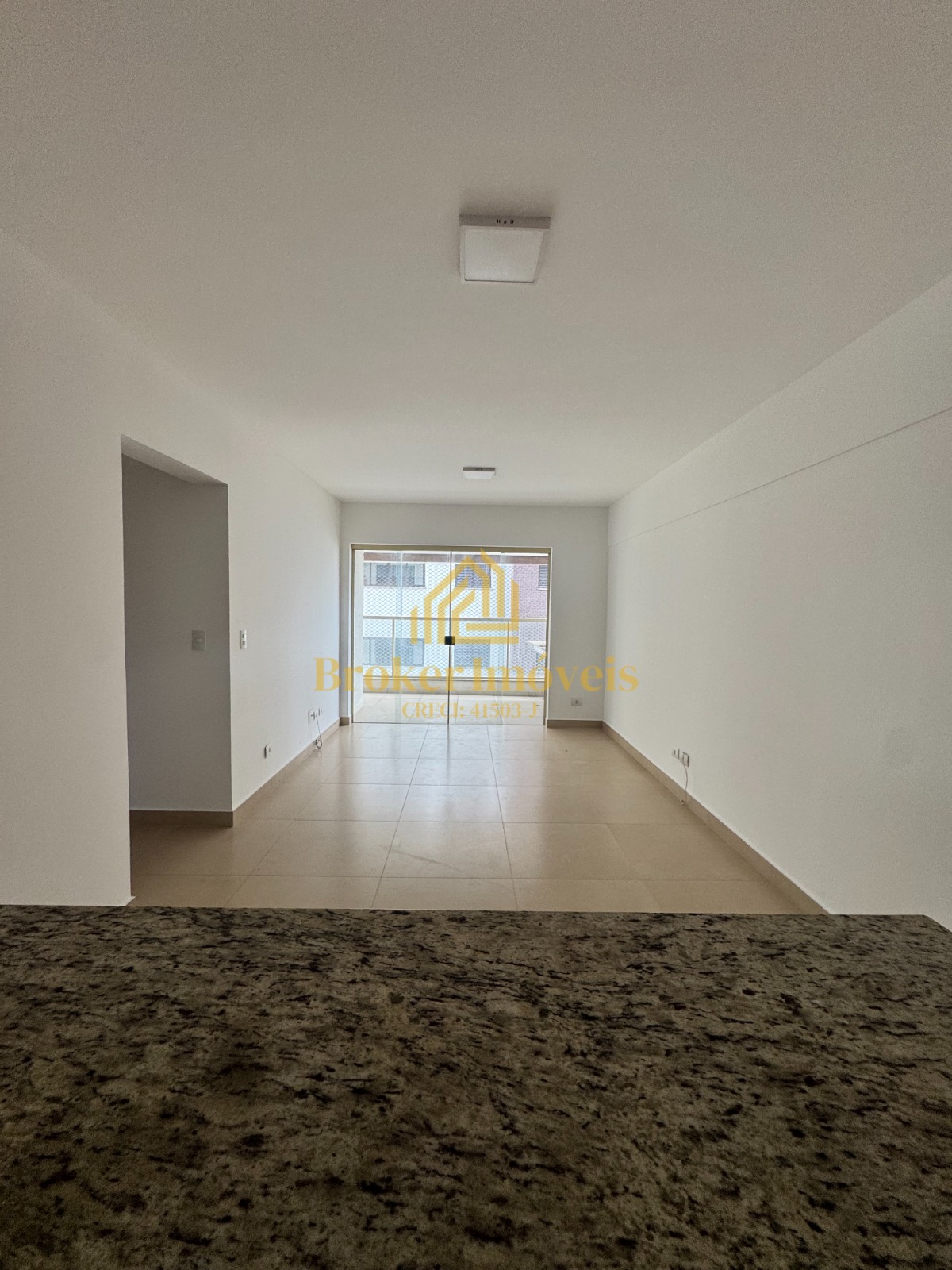 Apartamento no condomínio residencial prime view vista later