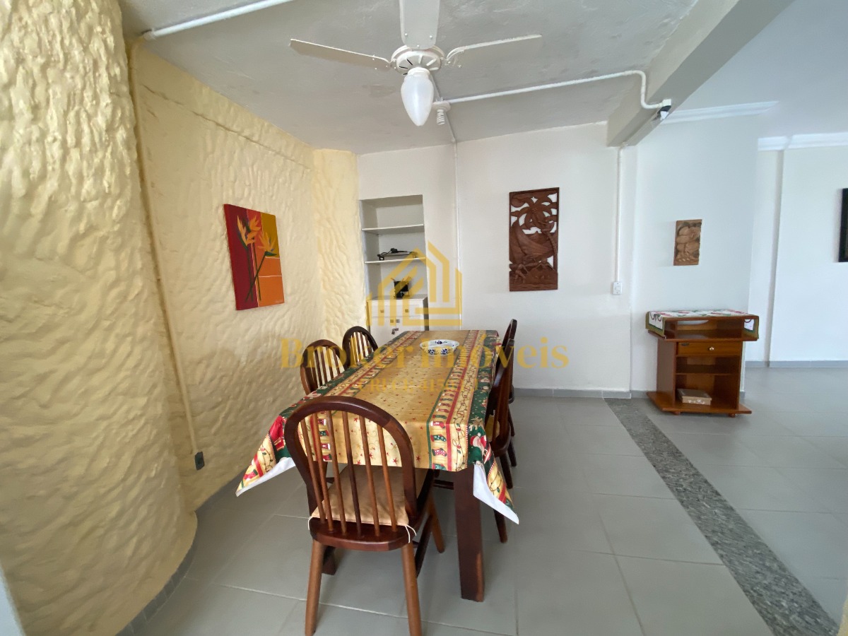 Duplex frente ao mar com vista de tirar o fôlego! pé na arei