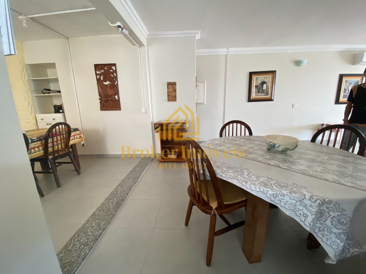 Duplex frente ao mar com vista de tirar o fôlego! pé na arei