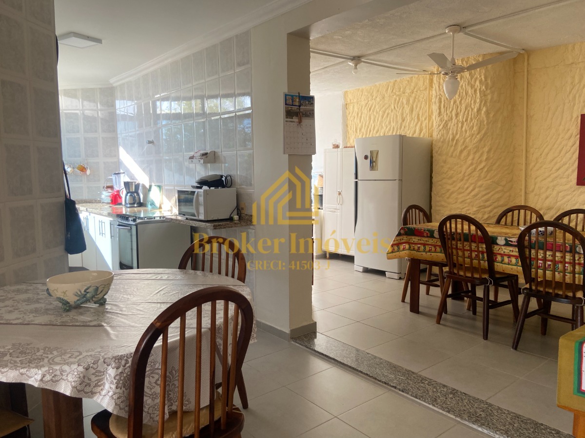 Duplex frente ao mar com vista de tirar o fôlego! pé na arei
