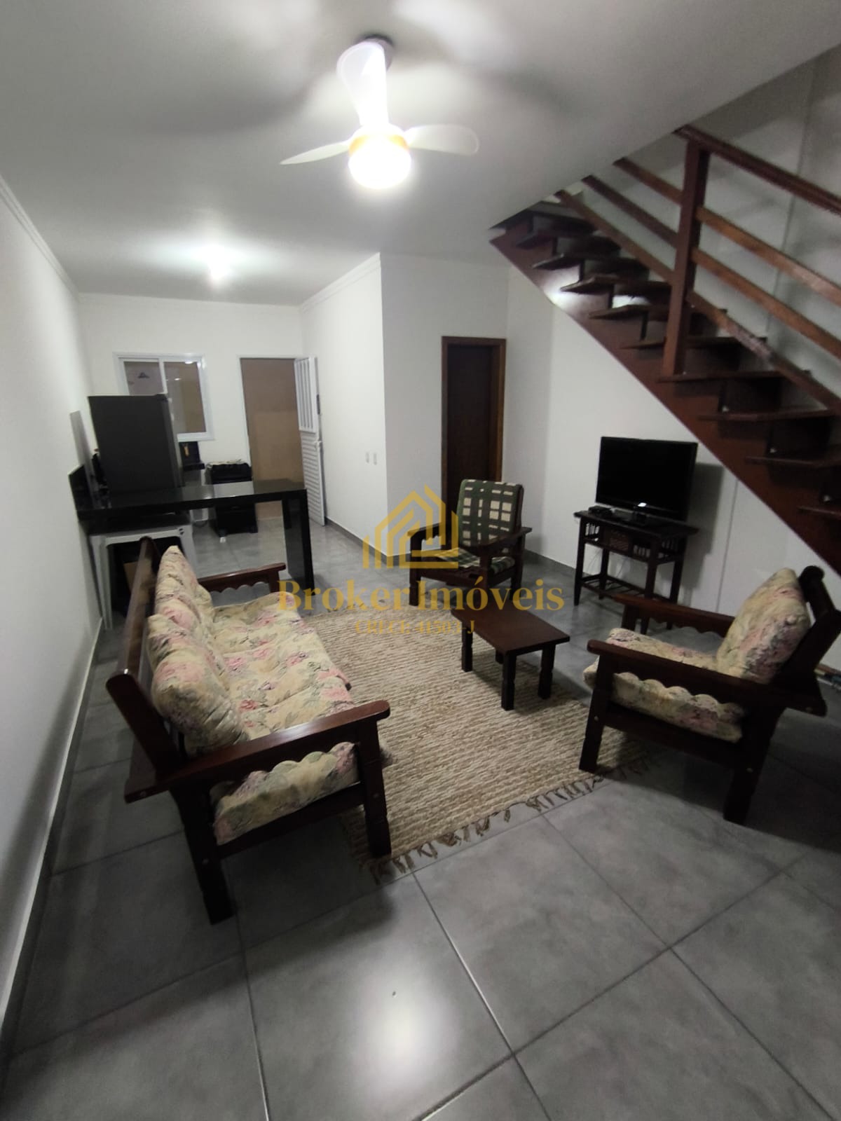 Excelente sobrado em condomínio fechado, a poucos minutos da - foto 2