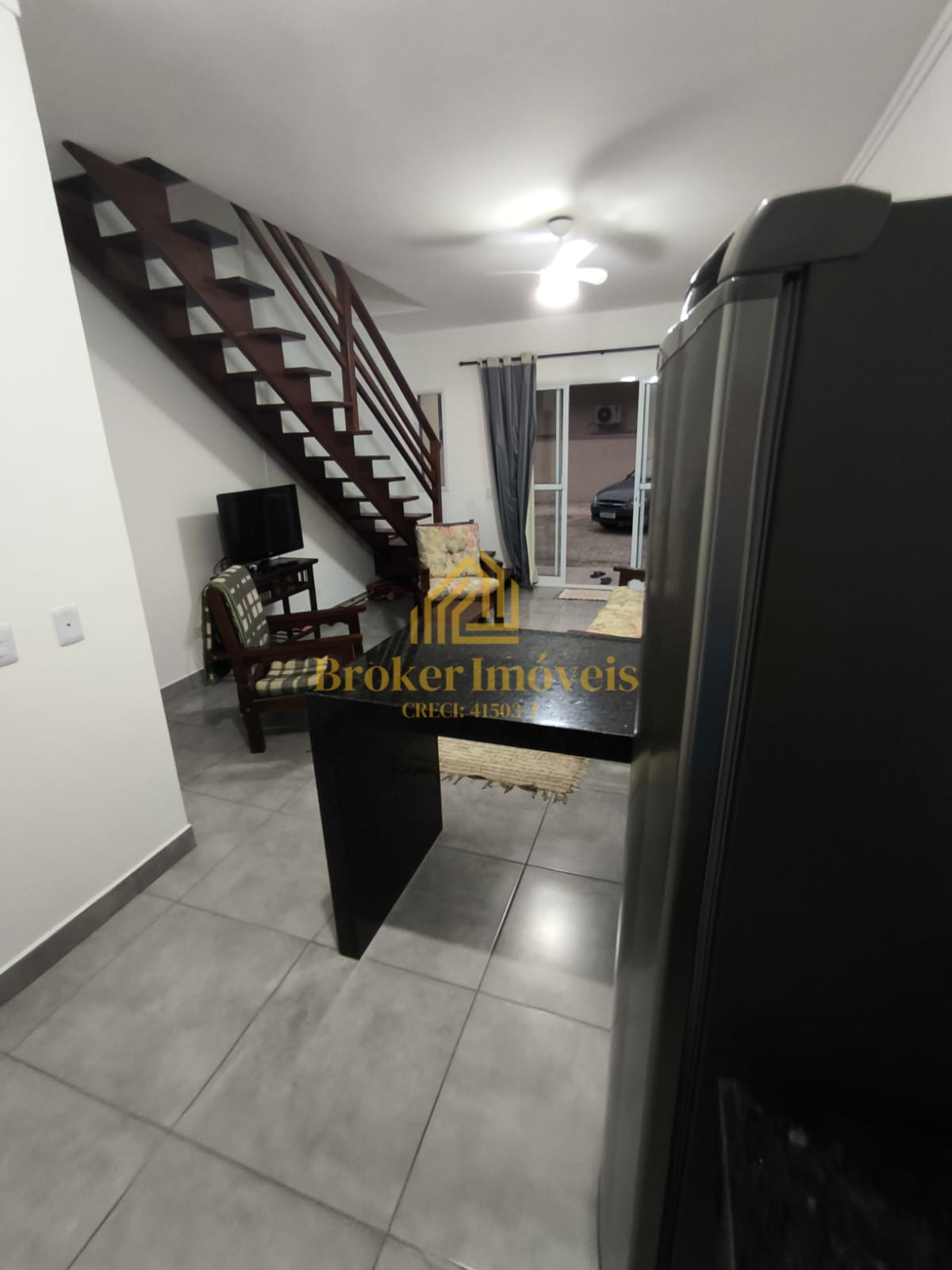 Excelente sobrado em condomínio fechado, a poucos minutos da - foto 6