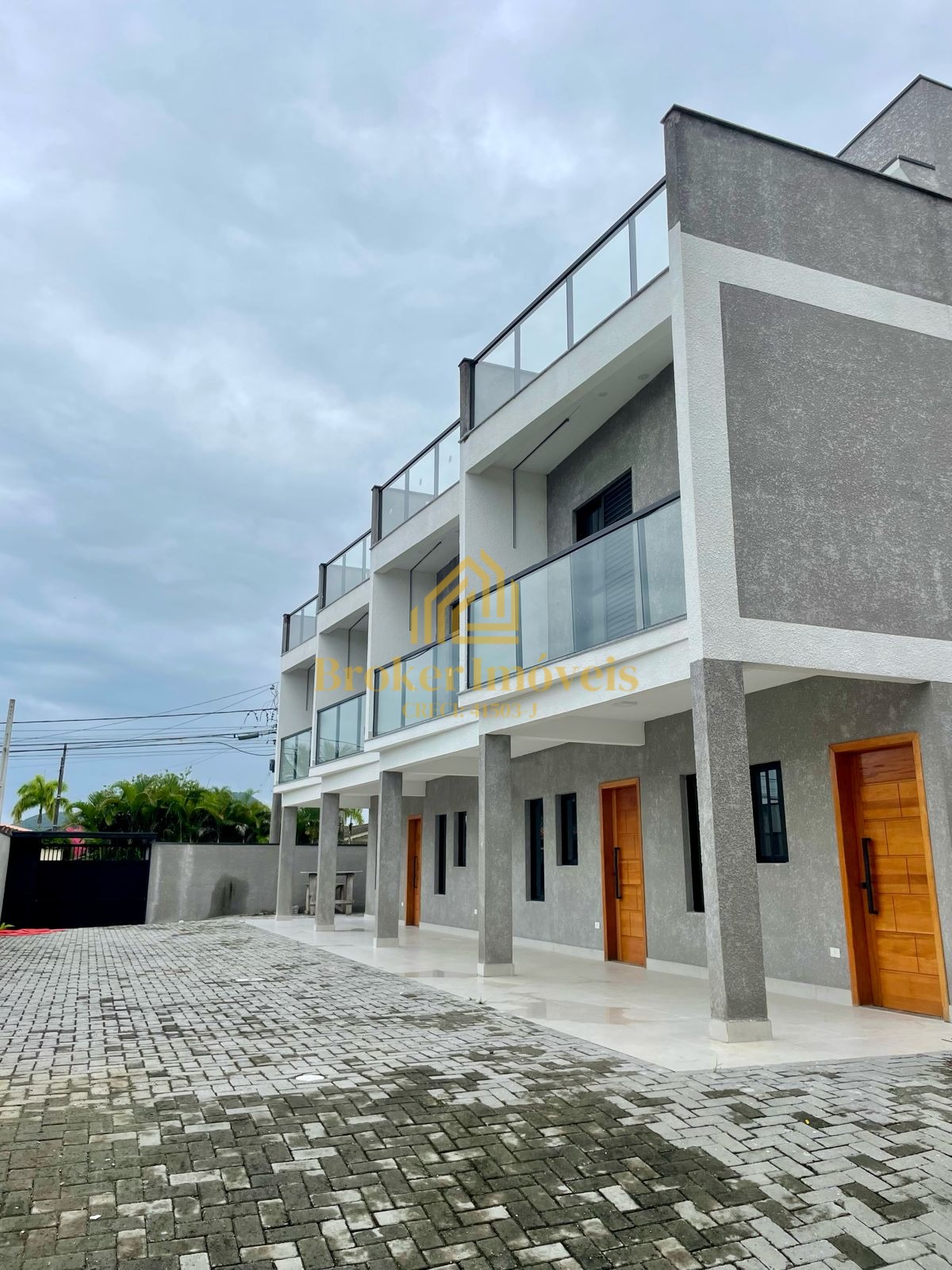 Triplex novo à venda a 50 metros da praia massaguaçu, caragu - foto 1