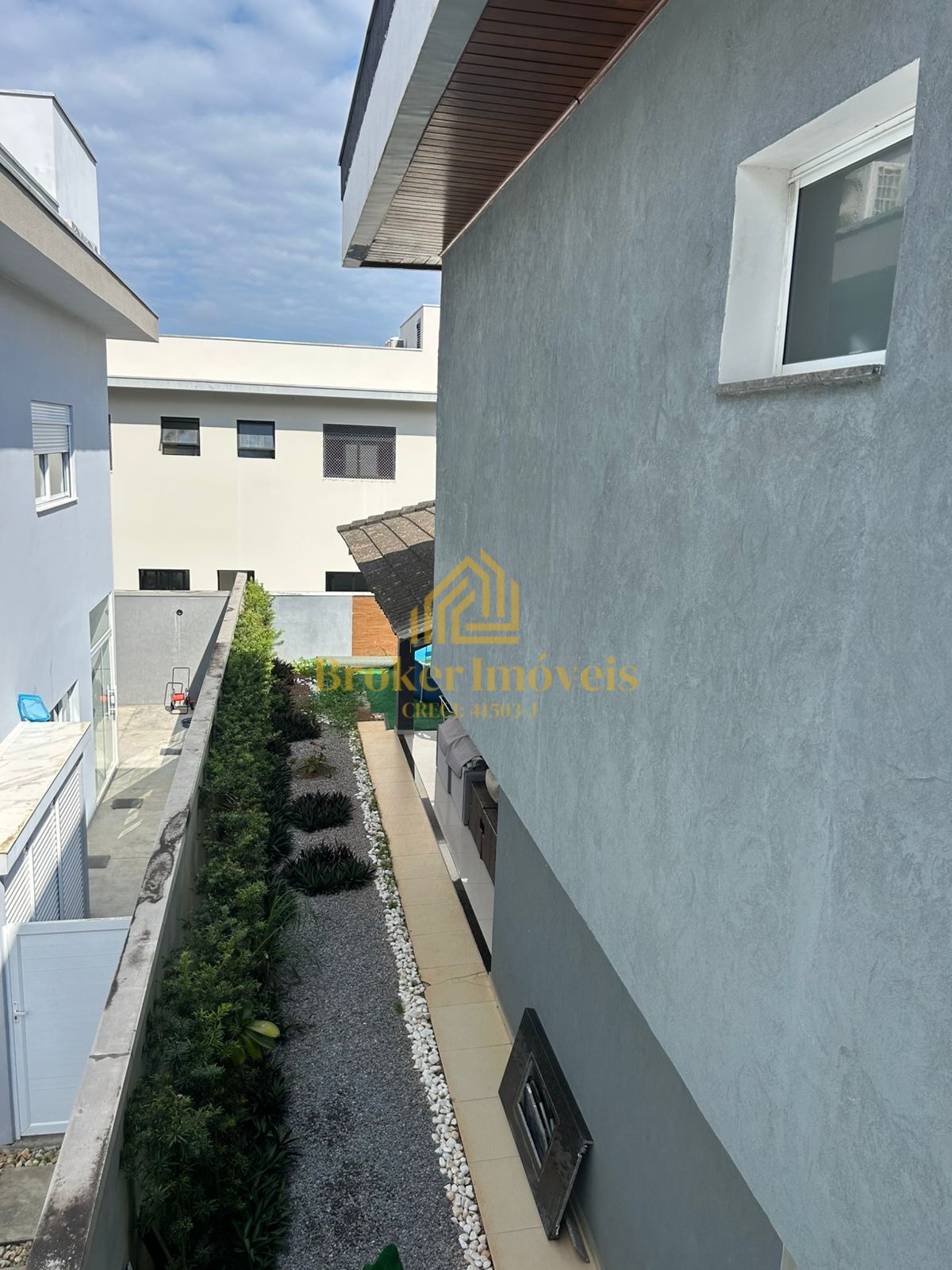 Linda casa moderna no condomínio costa nova no massaguaçu - foto 28
