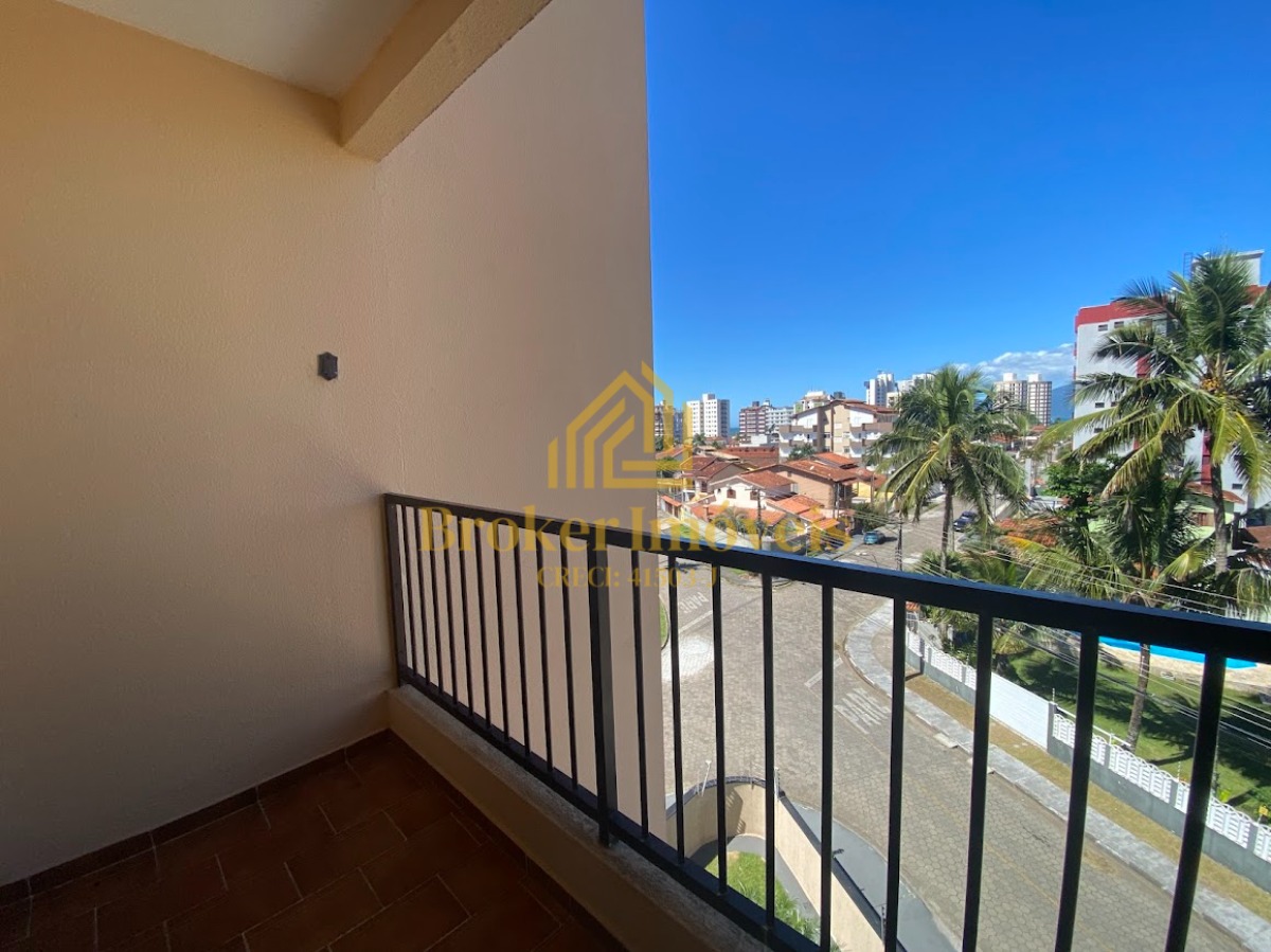 Apartamento à venda no condomínio Ibiza na Martim de Sá à 400 metros da praia