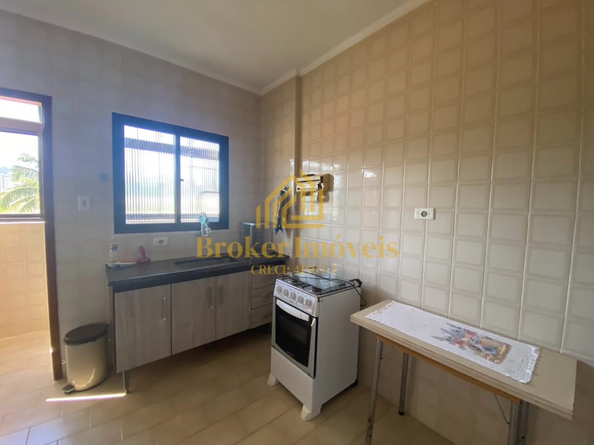 Apartamento à venda no condomínio Ibiza na Martim de Sá à 400 metros da praia