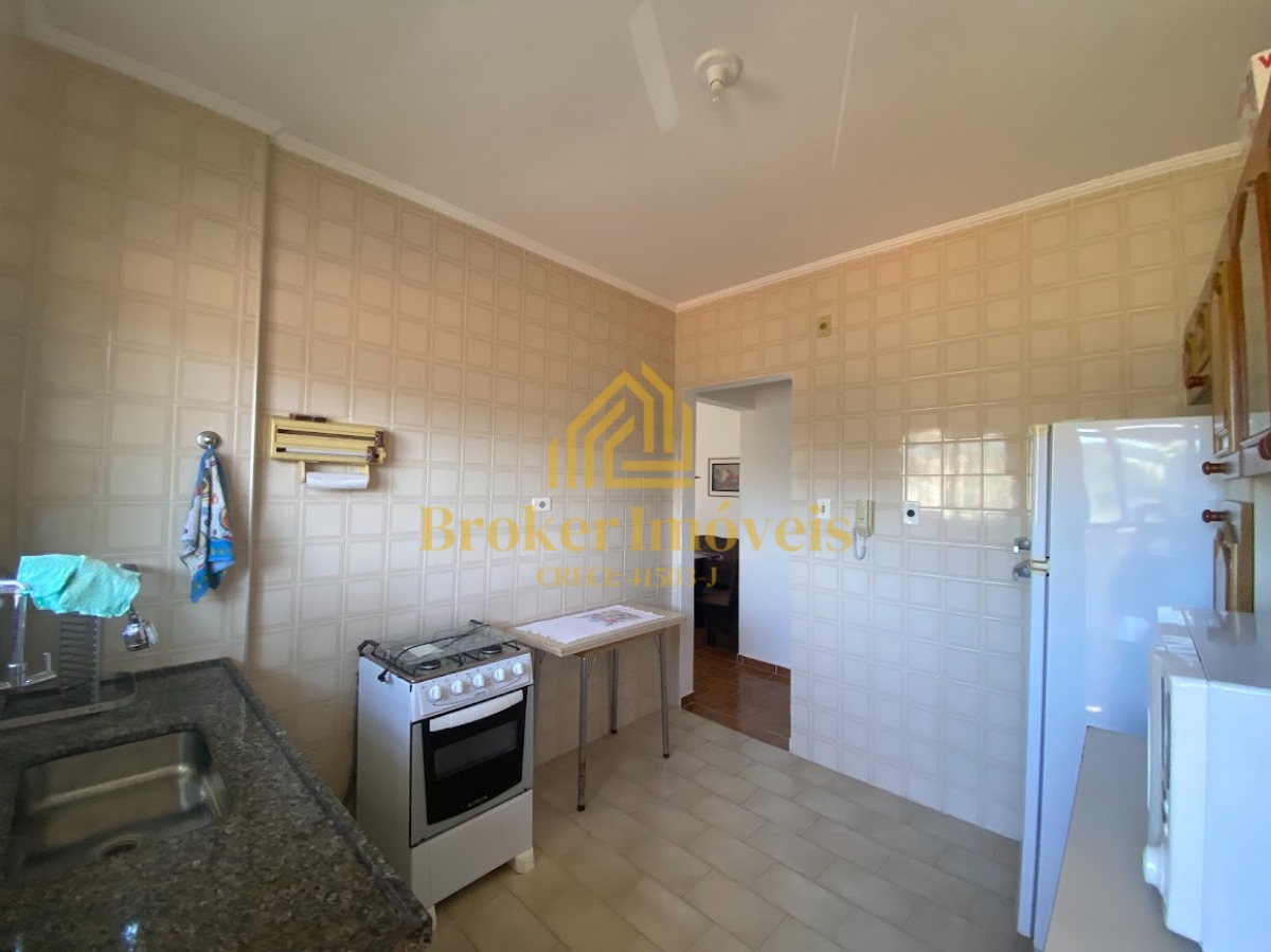 Apartamento à venda no condomínio Ibiza na Martim de Sá à 400 metros da praia