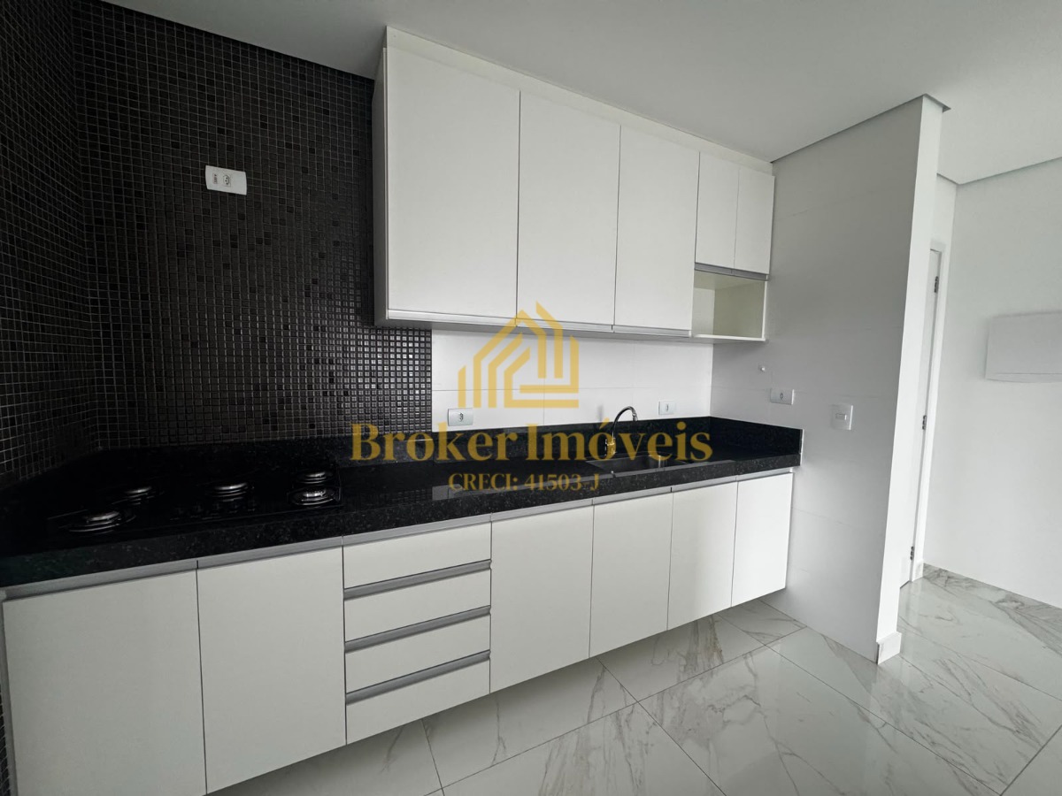 Apartamento para locação com vista para o mar no edifício eu