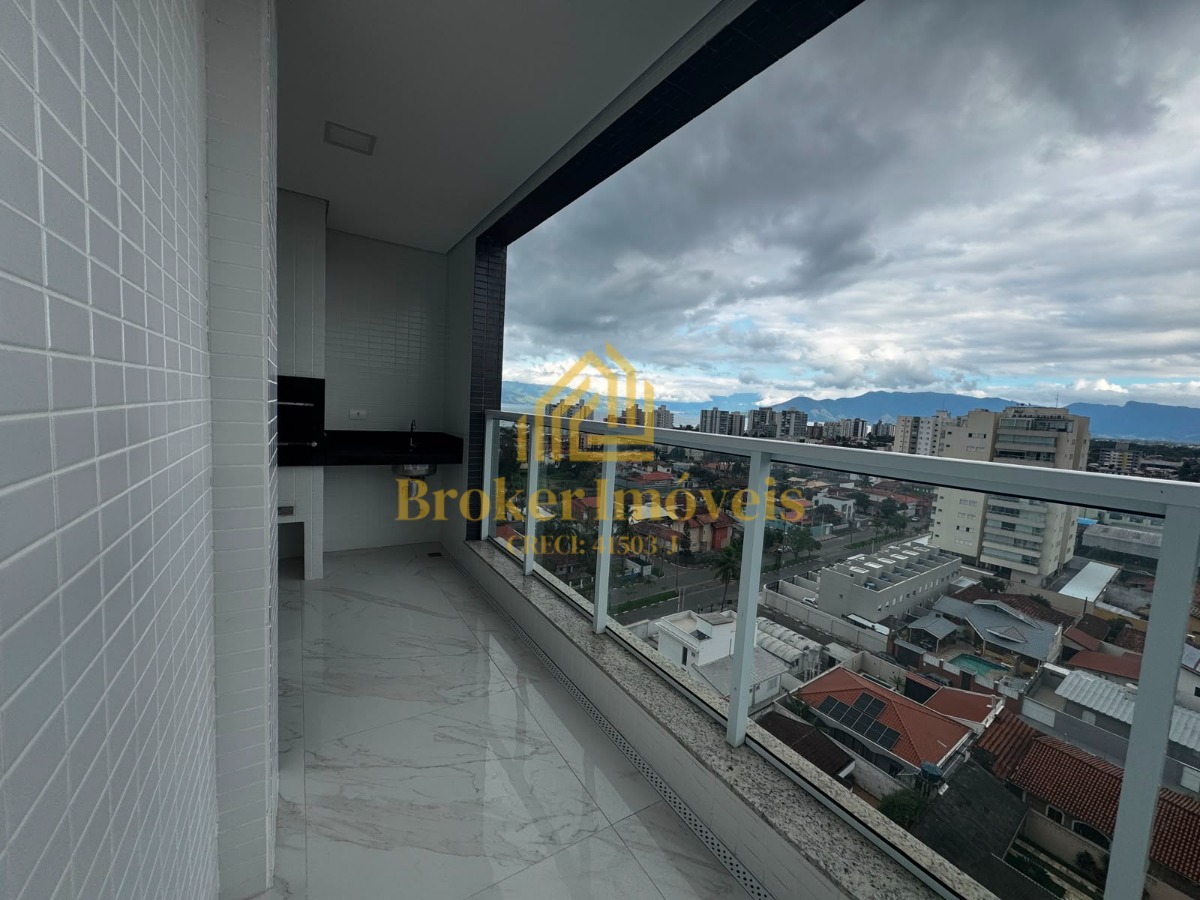 Apartamento para locação com vista para o mar no edifício eu