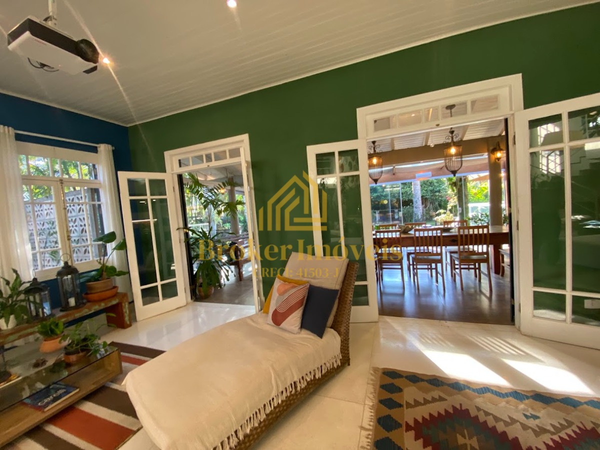 Casa a venda no condomínio mar verde na praia da mococa em c