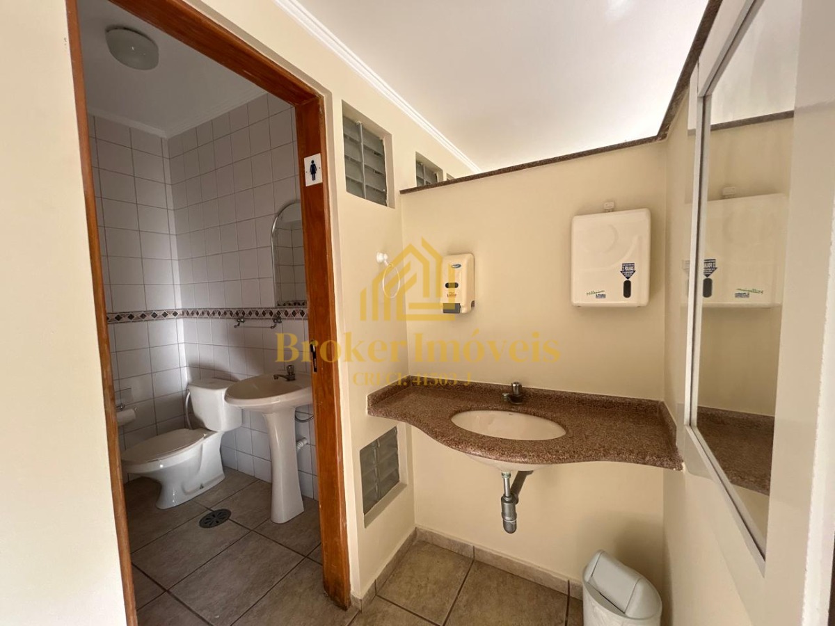 Excelente apartamento no edifício madrid i no bairro jd. Aruan a 600 metros da praia
