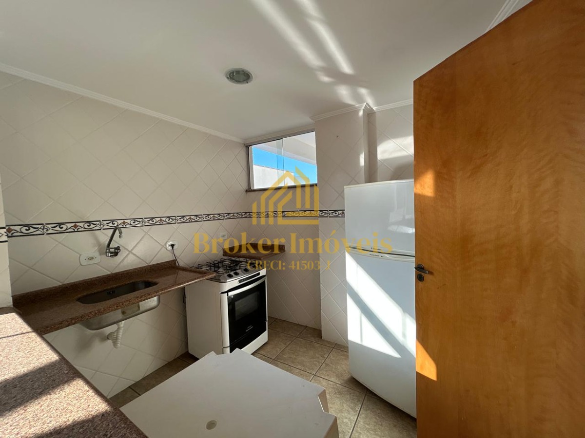 Excelente apartamento no edifício madrid i no bairro jd. Aruan a 600 metros da praia