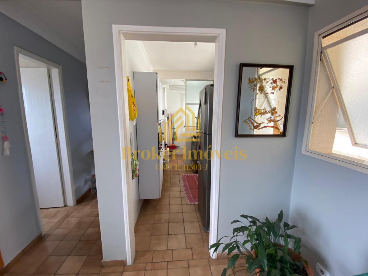 Excelente apartamento no edifício madrid i no bairro jd. Aruan a 600 metros da praia