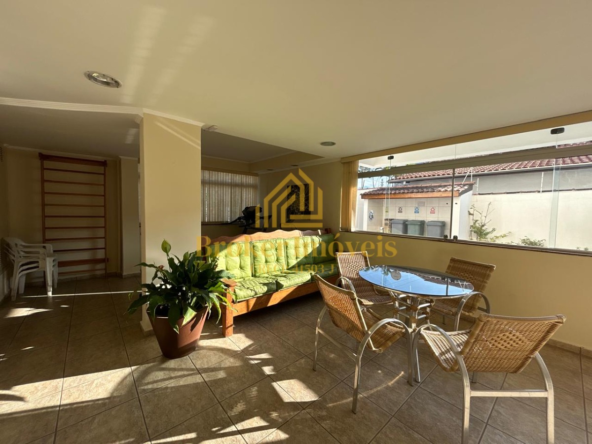 Excelente apartamento no edifício madrid i no bairro jd. Aruan a 600 metros da praia