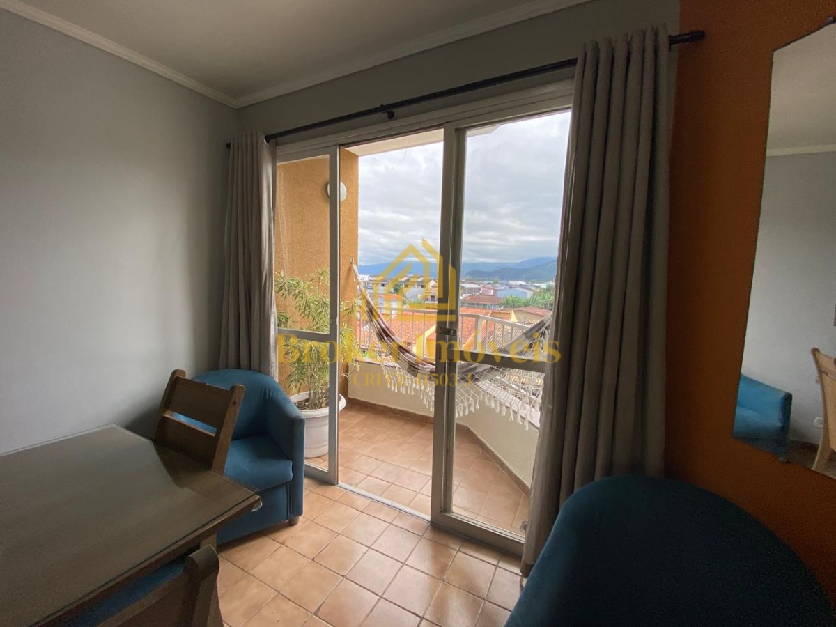 Excelente apartamento no edifício madrid i no bairro jd. Aruan a 600 metros da praia