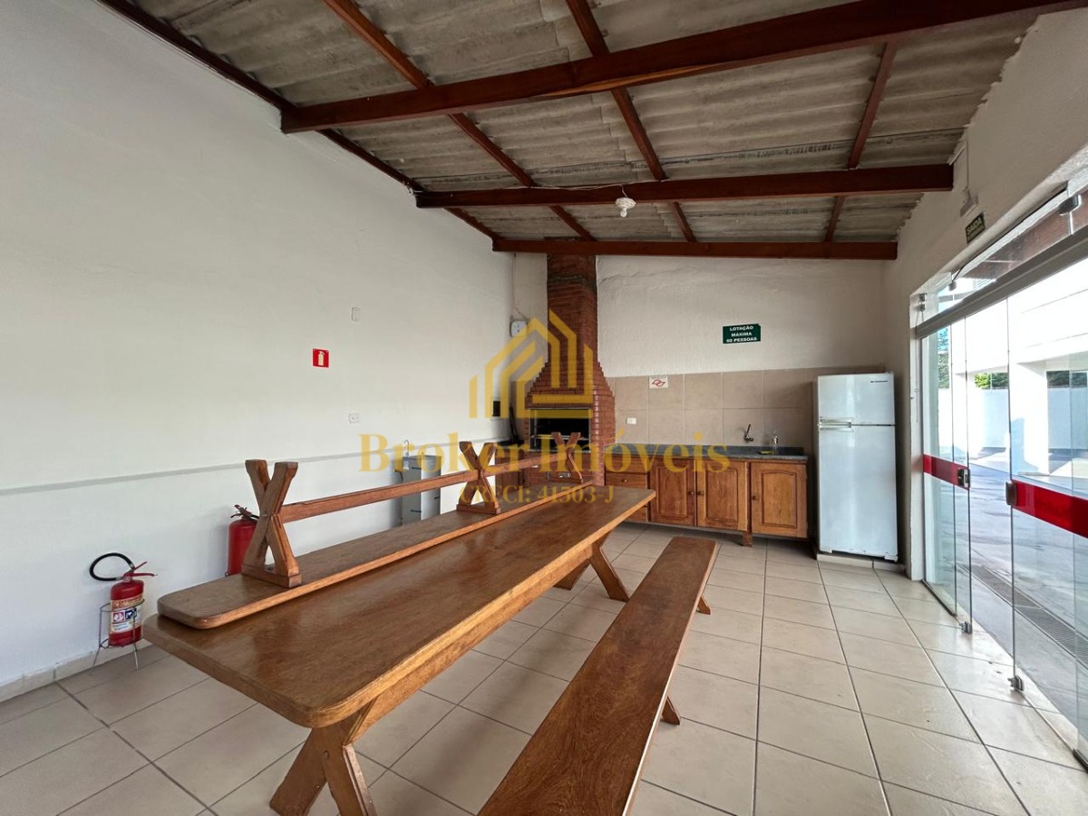Excelente apartamento no edifício madrid i no bairro jd. Aruan a 600 metros da praia