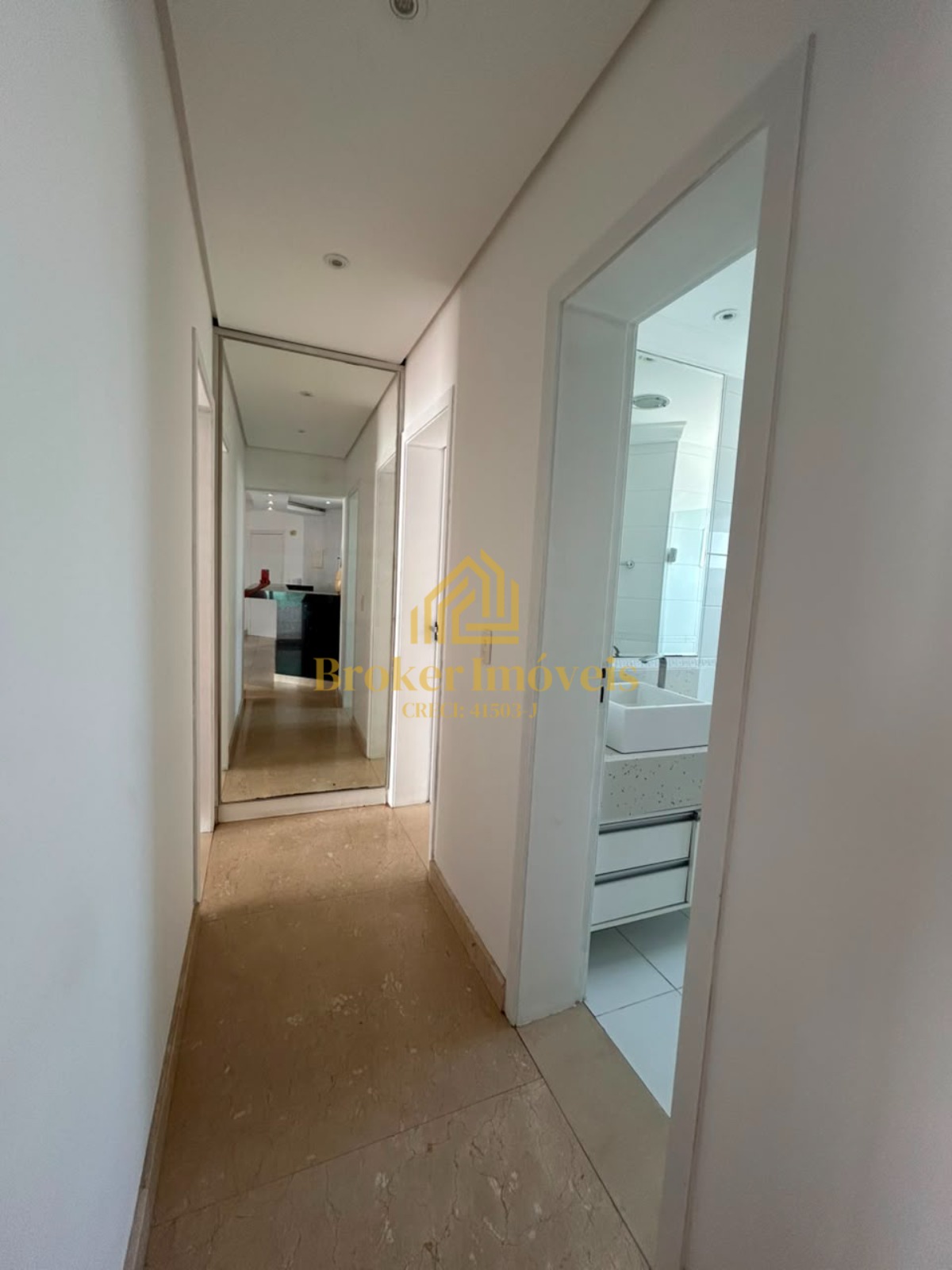 Lindo apartamento vista mar para locação definitiva no edifício costa esmeralda prainha