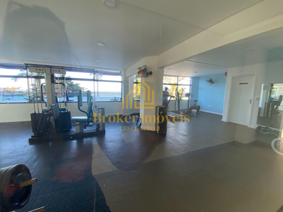 Apartamento Frente ao Mar pé na areia na Praia Martim de Sá com vista de tirar o fôlego
