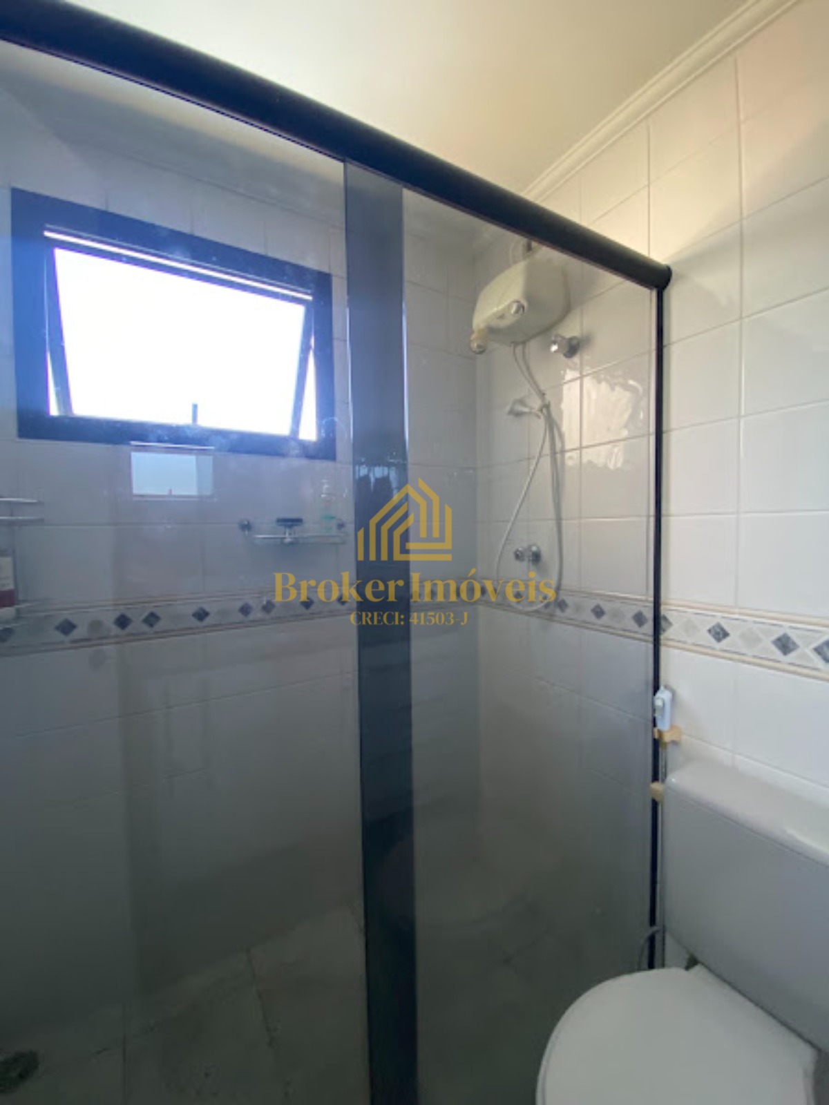 Apartamento Frente ao Mar pé na areia na Praia Martim de Sá com vista de tirar o fôlego