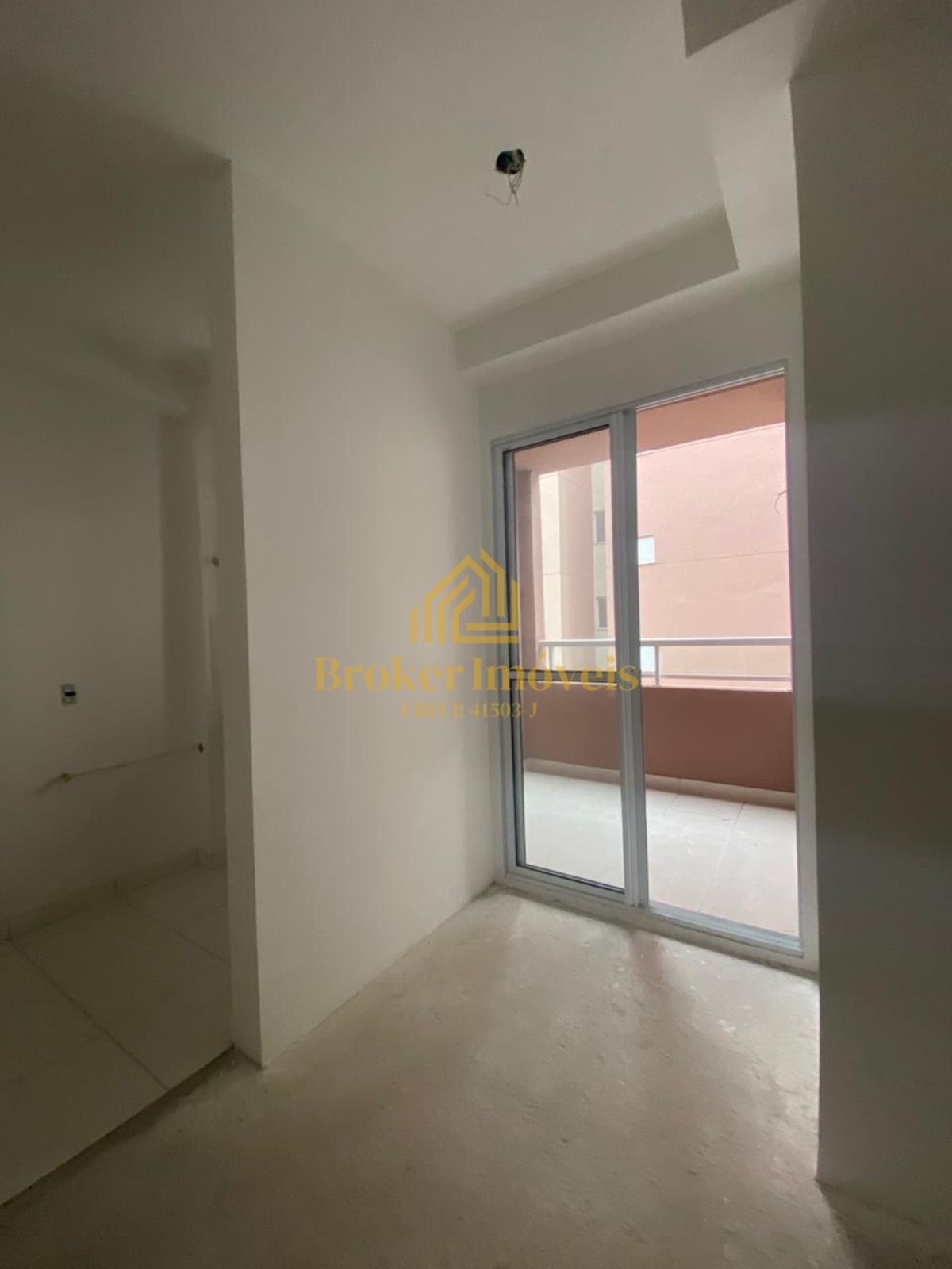 Apartamento no condomínio riviera na praia martim de sá, 3 m