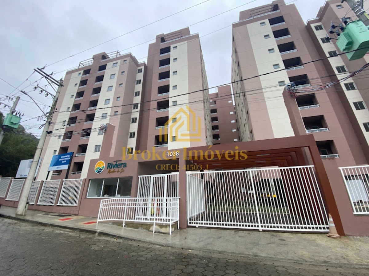 Apartamento no condomínio riviera na praia martim de sá, 3 m
