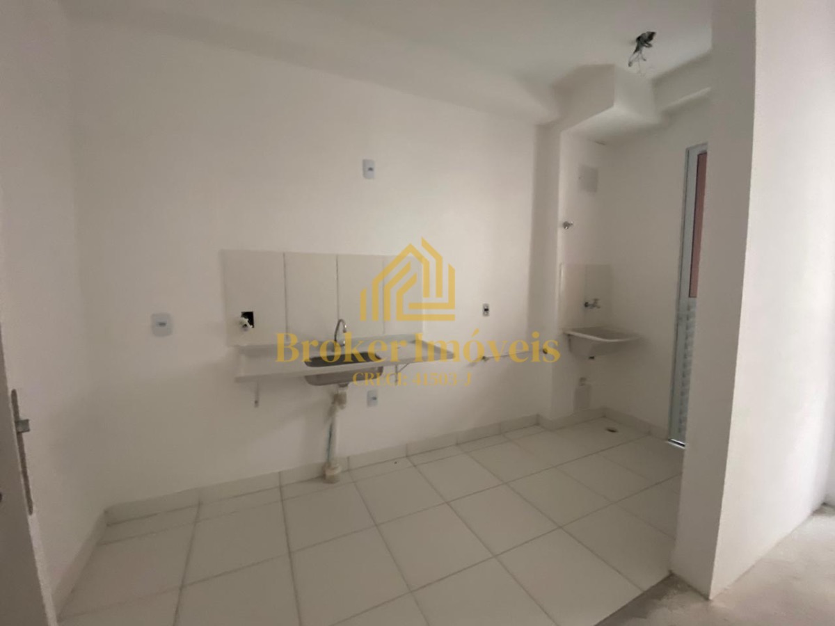 Apartamento no condomínio riviera na praia martim de sá, 3 m