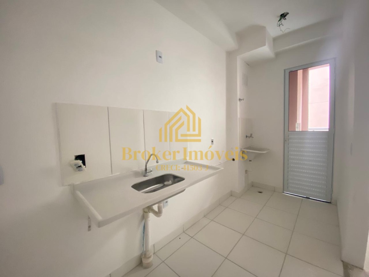 Apartamento no condomínio riviera na praia martim de sá, 3 minutos da praia