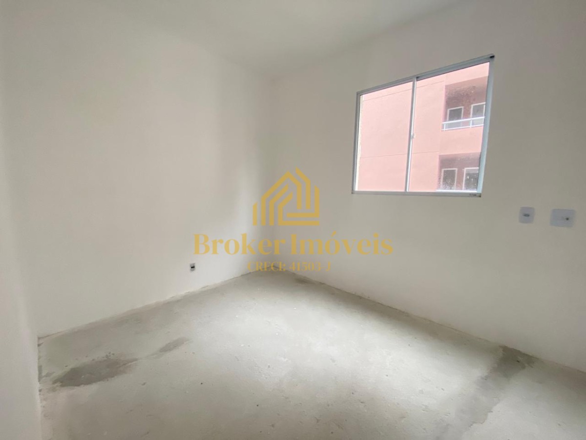 Apartamento no condomínio riviera na praia martim de sá, 3 minutos da praia