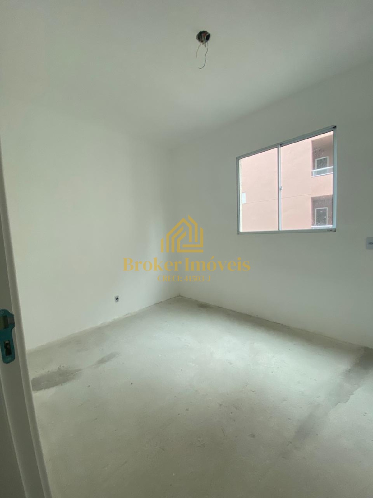 Apartamento no condomínio riviera na praia martim de sá, 3 minutos da praia