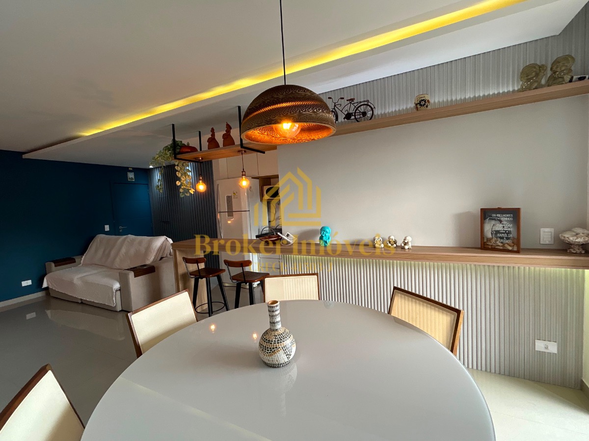 Lindíssimo Apartamento mobiliado equipado com vista para o Mar no edifício navegantes Sumaré - locação