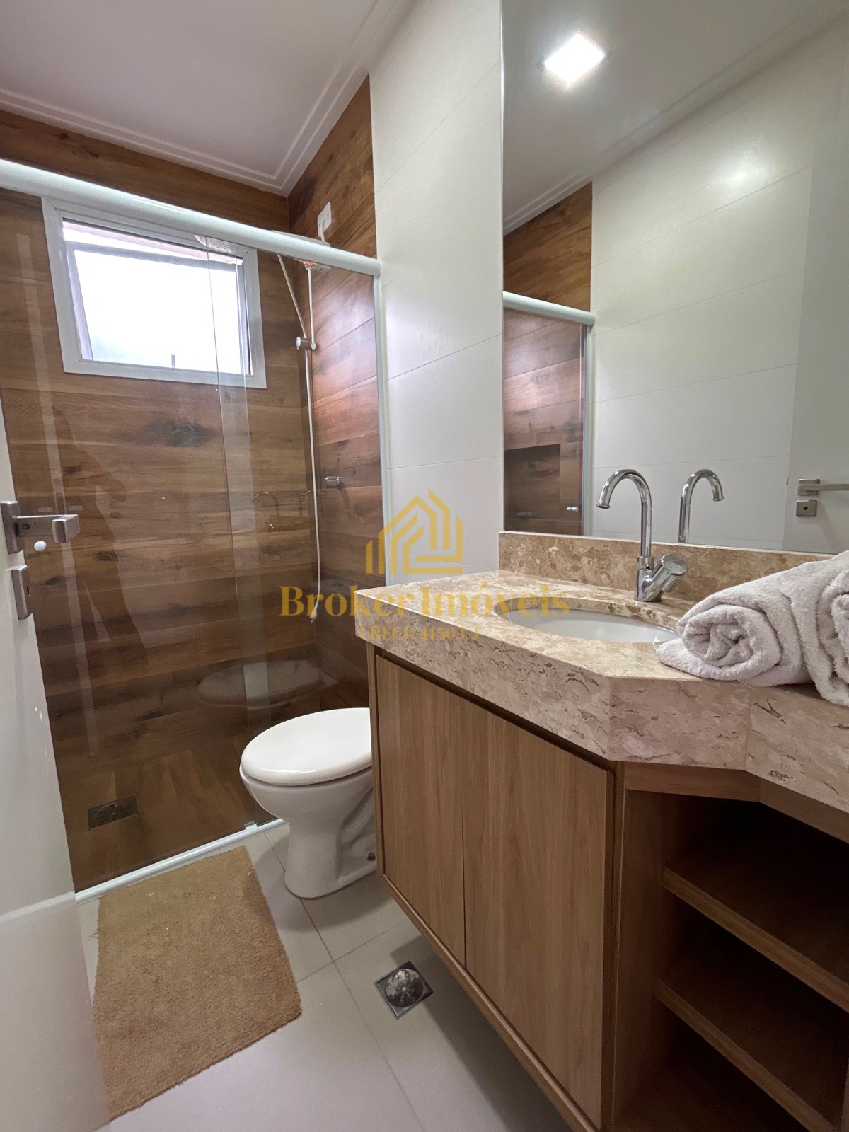 Lindíssimo Apartamento mobiliado equipado com vista para o Mar no edifício navegantes Sumaré - locação
