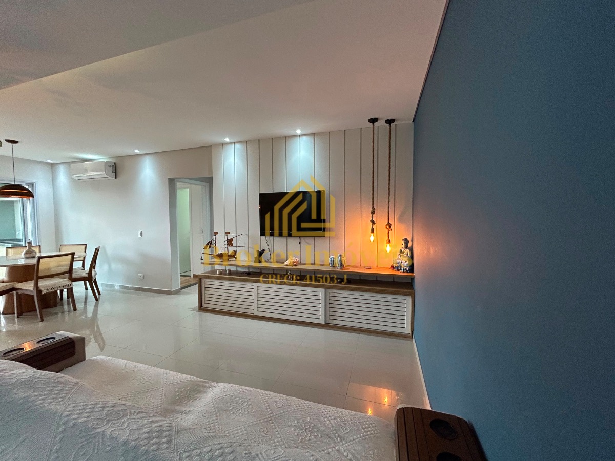 Lindíssimo Apartamento mobiliado equipado com vista para o Mar no edifício navegantes Sumaré - locação