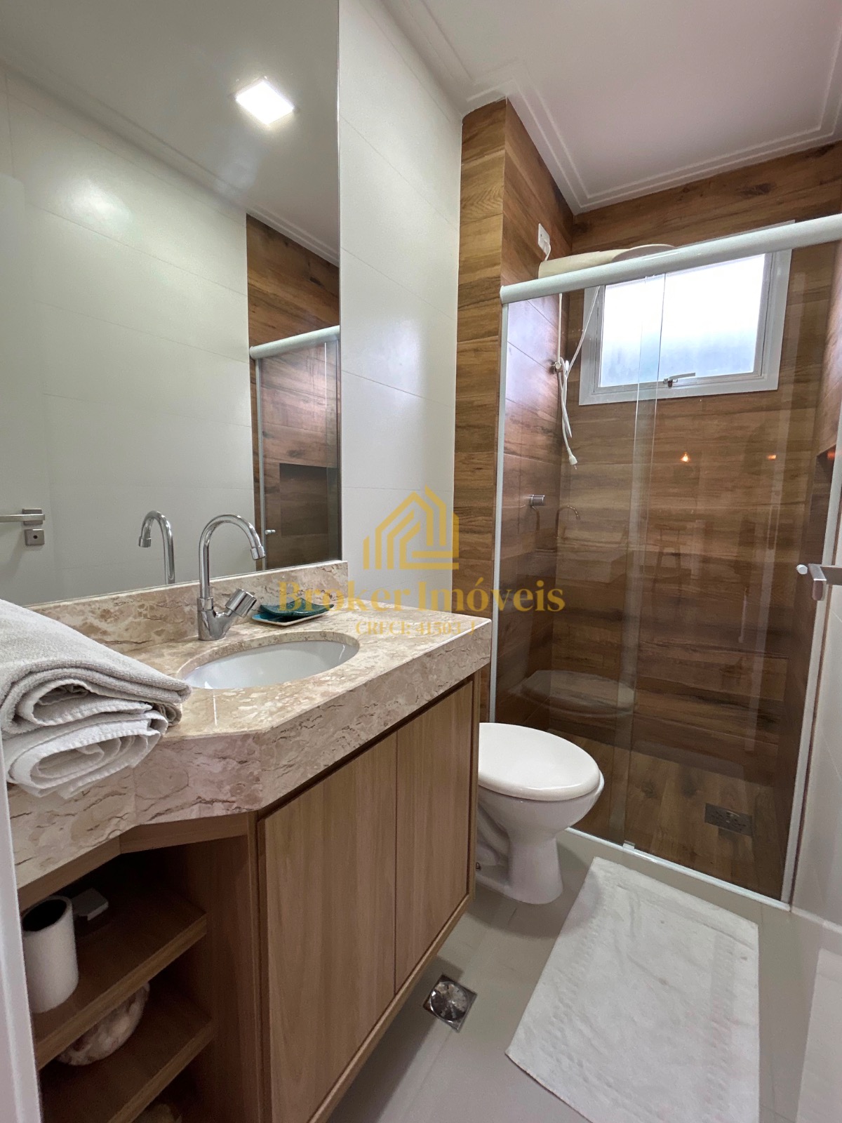Lindíssimo Apartamento mobiliado equipado com vista para o Mar no edifício navegantes Sumaré - locação