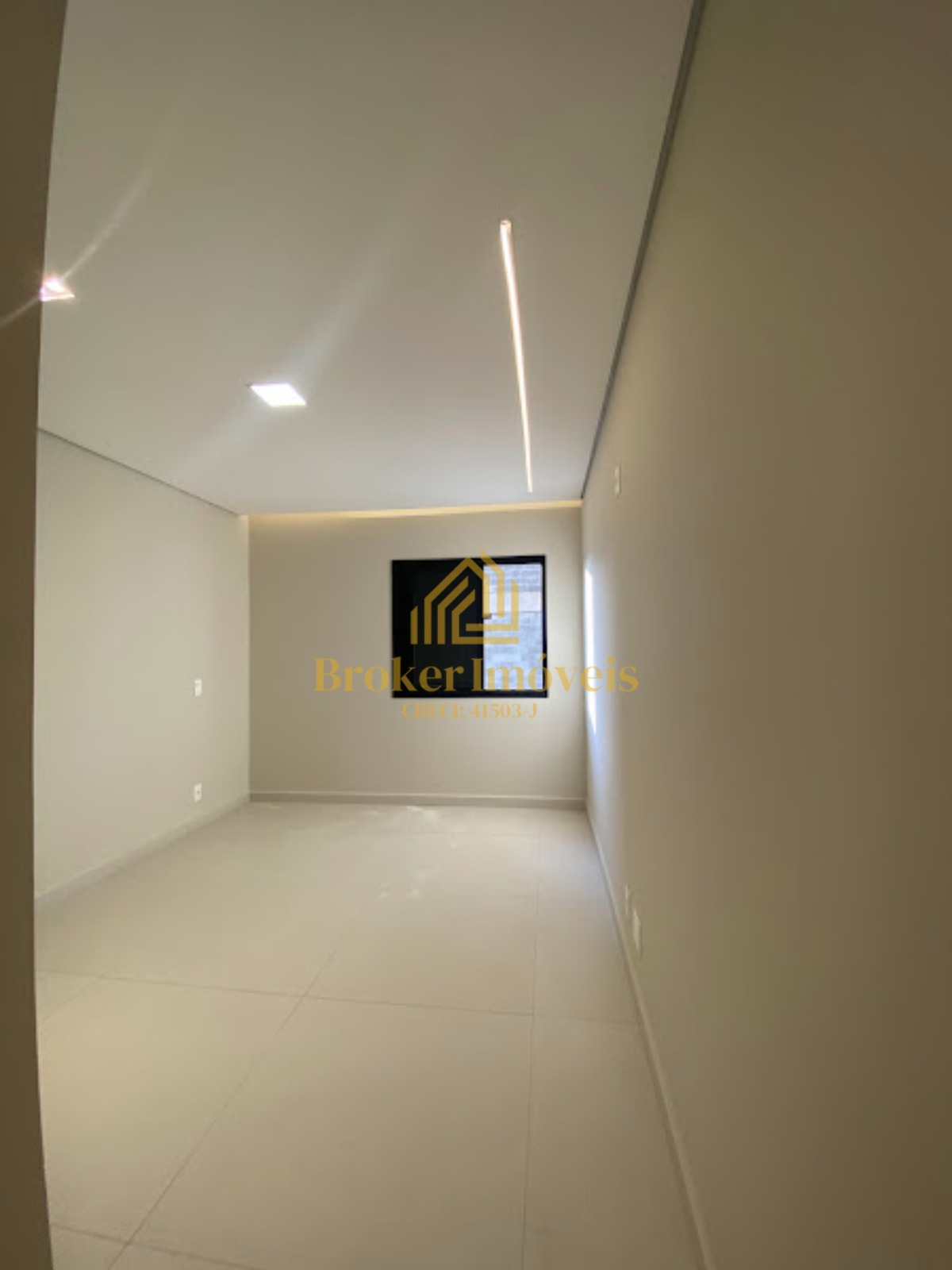 Oportunidade de Apartamento novo no Residencial Islas Baleares Martim de Sá a 400 metros da praia