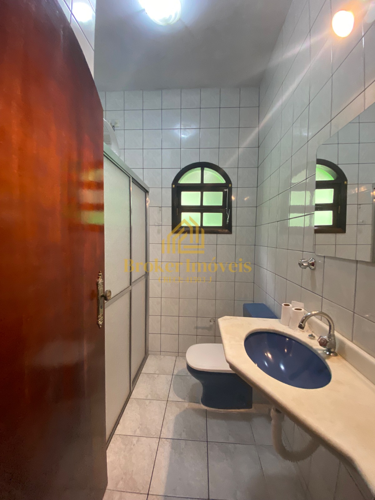 Linda casa no condomínio fechado Condomínio Sun Beach Residence na enseada venda é locação definitiva