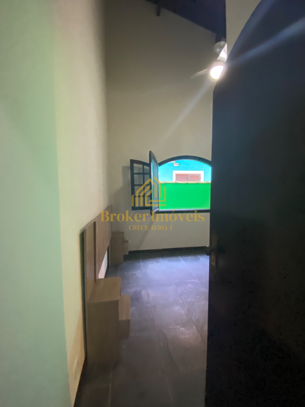 Linda casa no condomínio fechado Condomínio Sun Beach Residence na enseada venda é locação definitiva