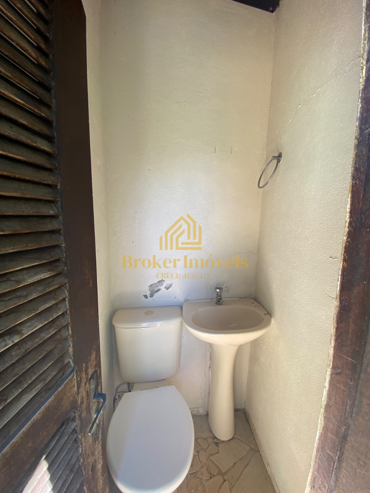Linda casa no condomínio fechado Condomínio Sun Beach Residence na enseada venda é locação definitiva