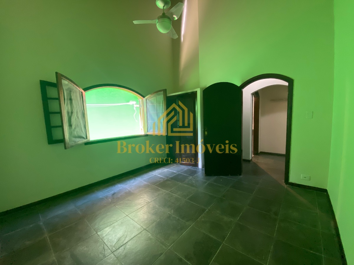 Linda casa no condomínio fechado Condomínio Sun Beach Residence na enseada venda é locação definitiva