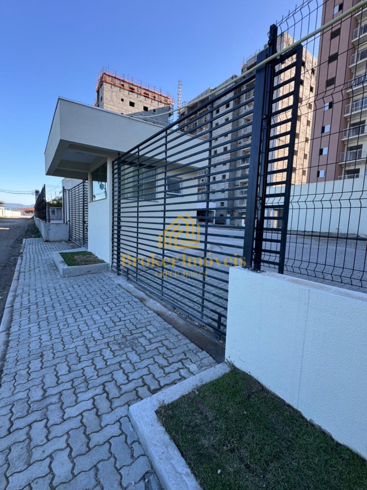 Super oportunidade no Villa Art Indaiá, em Caraguatatuba! Para você que deseja ter seu Apartamento na Praia ou sair do aluguel