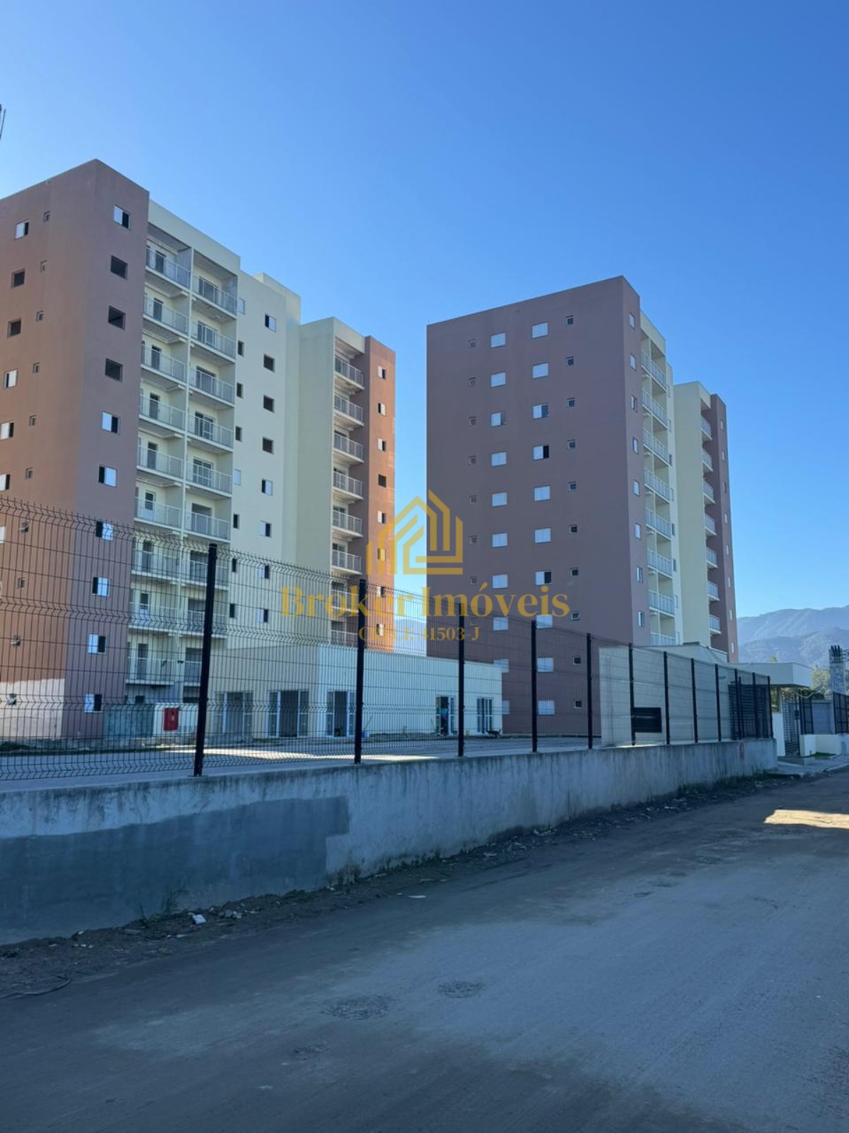 Super oportunidade no Villa Art Indaiá, em Caraguatatuba! Para você que deseja ter seu Apartamento na Praia ou sair do aluguel