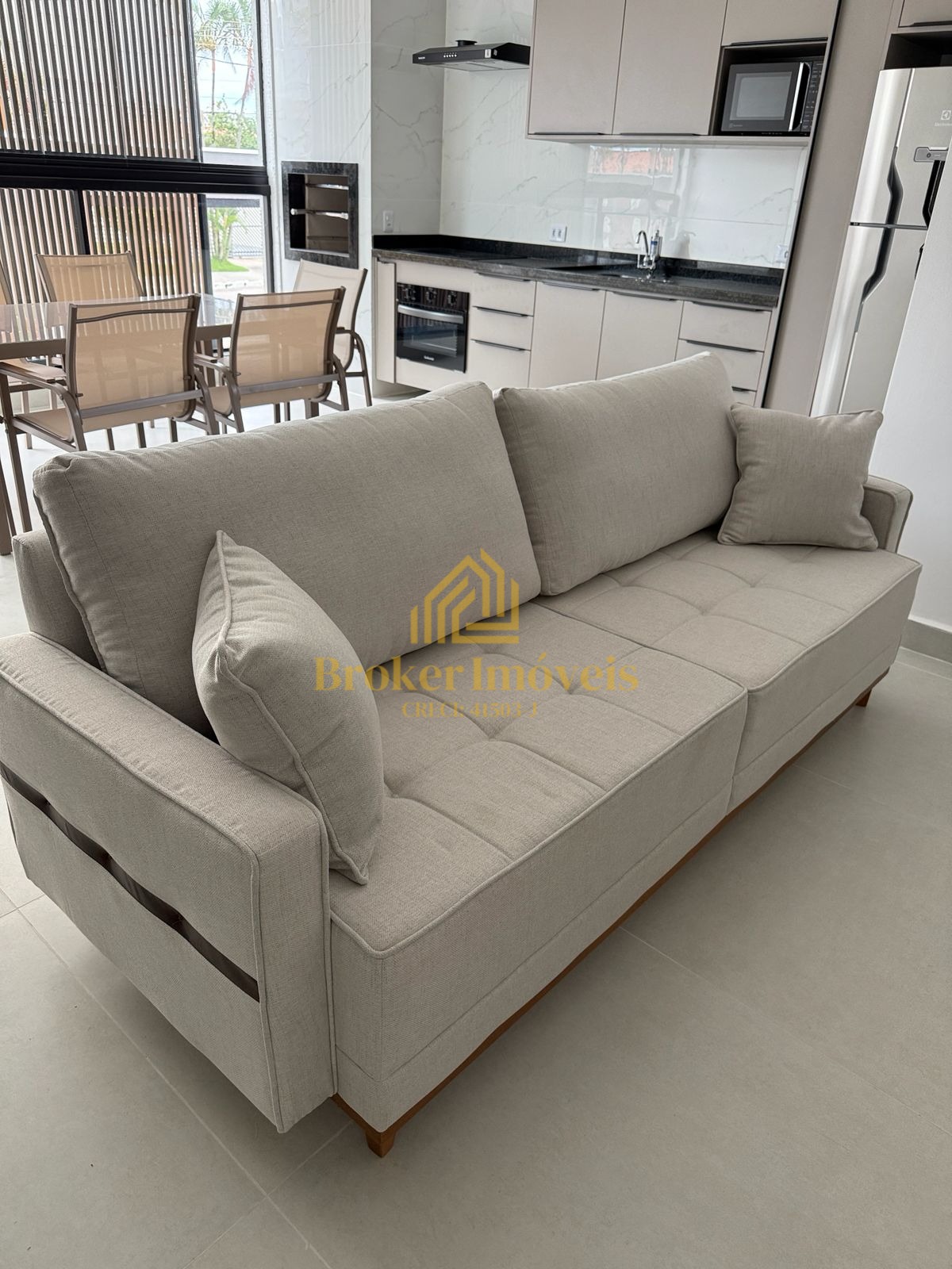 Lindo apartamento mobiliado no condomínio solar de ipanema - jd aruan próximo a praia