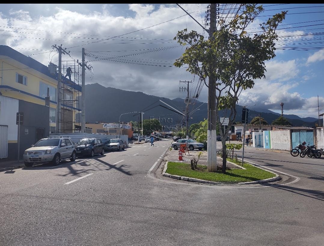 Excelente ponto comercial para venda definitiva no centro de são sebastião bem proximo a balsa e a praça de eventos