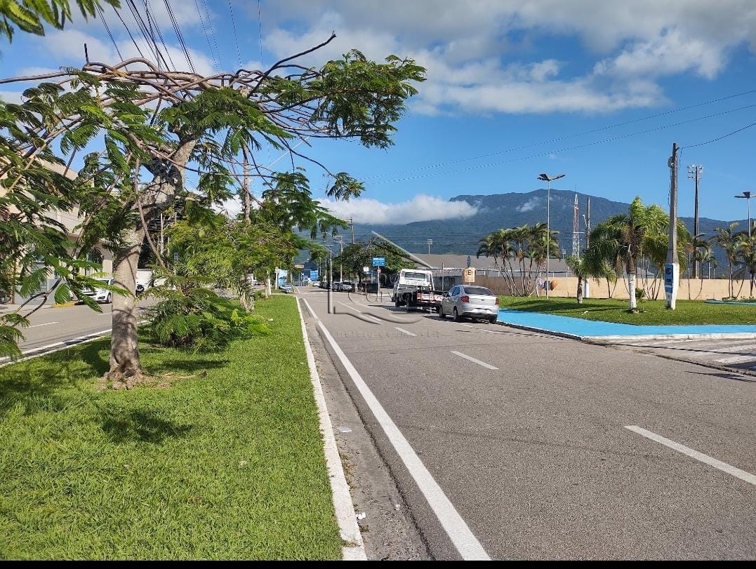 Excelente ponto comercial para venda definitiva no centro de são sebastião bem proximo a balsa e a praça de eventos